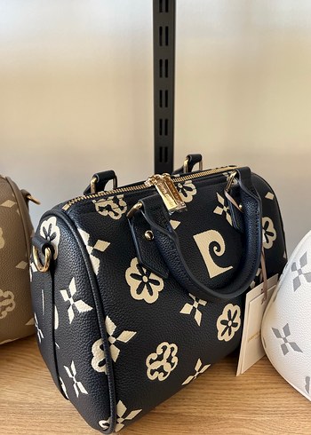  Beden Orijinal Pierrecardin Bej Baskılı Deri Kadın Çanta