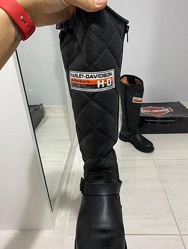 38 Beden siyah Renk Orjinal Harley-Davidson 38