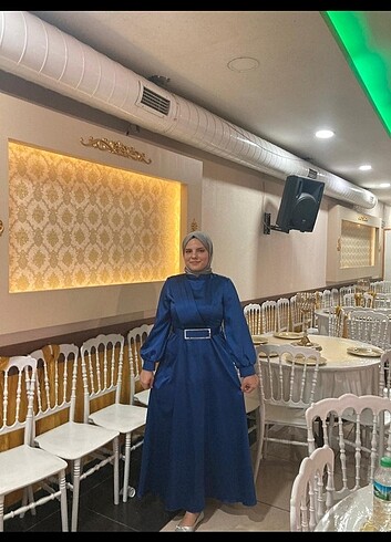 Saks mavisi saten tesettür uzun elbise