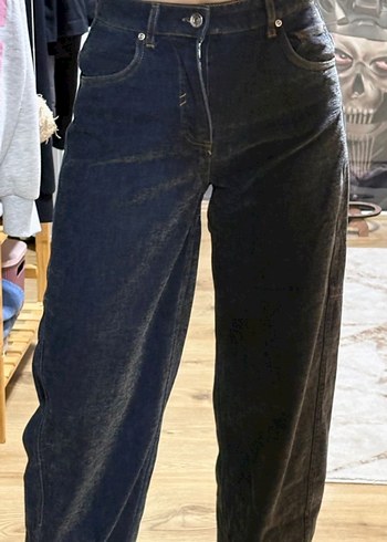 Bershka Barrel Fit Pantolon Jean
