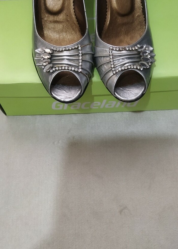 Gri renk 38 numara bayan klasik ayakkabı - Görsel 3