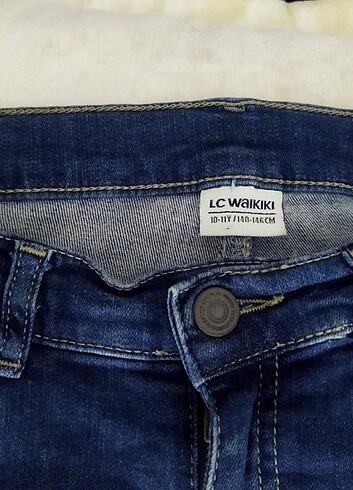 LC Waikiki 10-11 yaş sıfırdan farksız hiçbir deformesi yok erkek - Görsel 10