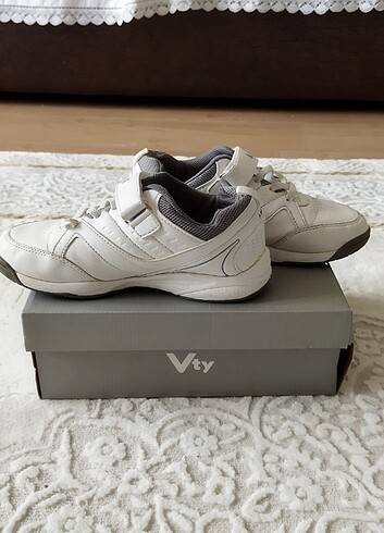 Kinetix marka 33 numara erkek çocuk ayakkabısı  - Görsel 7