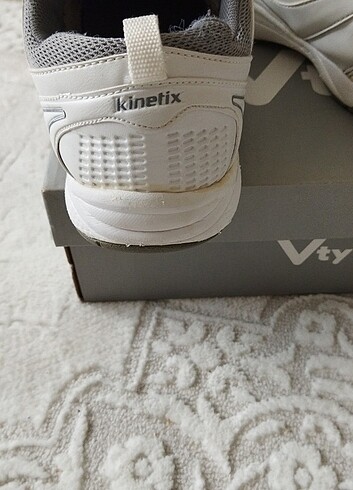 Kinetix marka 33 numara erkek çocuk ayakkabısı  - Görsel 11