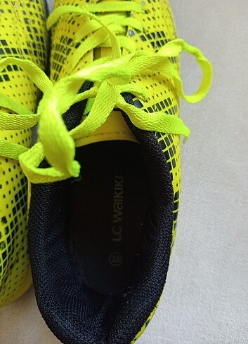 LC Waikiki marka 35 numara erkek çocuk kramponu - Görsel 7