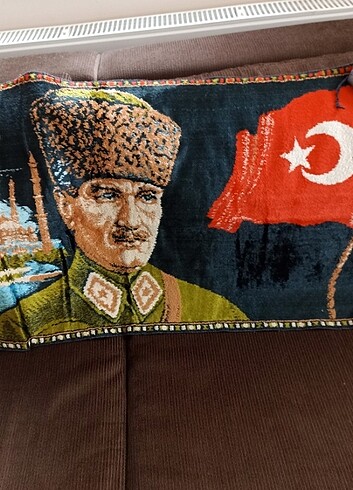 Tasarımcı Dokuma Atatürk duvar halısı