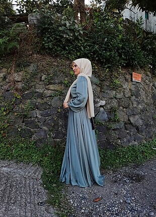 Mint yeşili abiye.