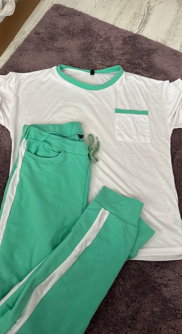 Yeşil Eşofman Takımı - Görsel 3