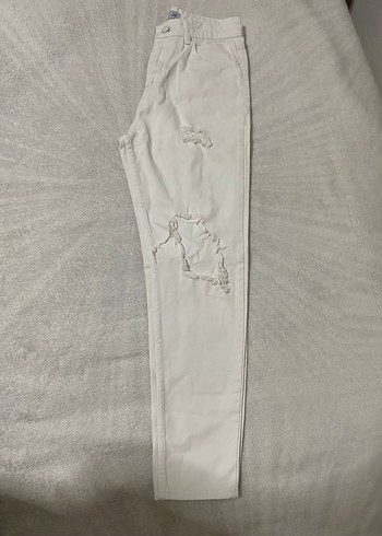 beyaz yırtık mom jean - Görsel 2