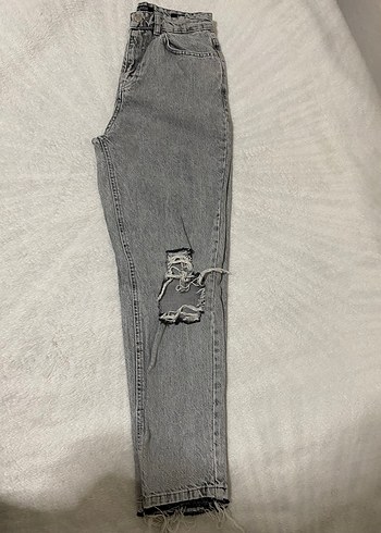 gri dizi yırtık mom jean - Görsel 2