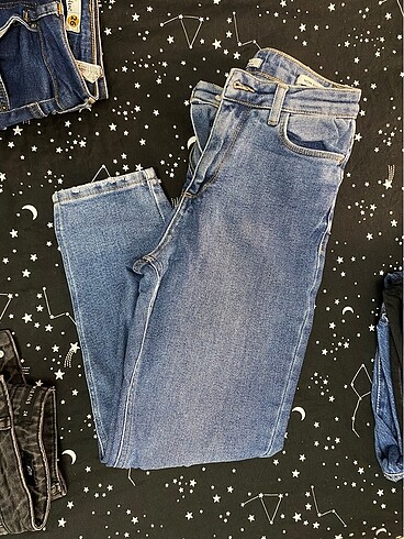 mom jean