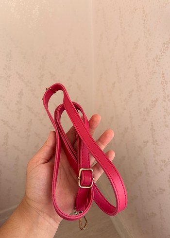 Diğer Zincir Detaylı Pembe Deri Kadın Çanta