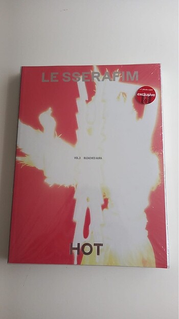 Le Sserafim Hot Target Exclusive Albüm