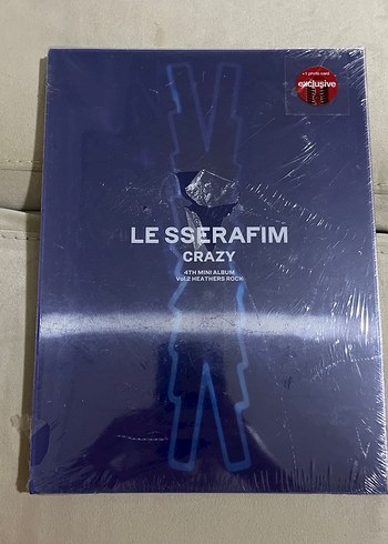LE SSERAFIM Crazy Target Exclusive Albüm