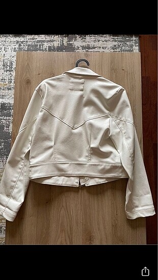 Bershka Aikamamabwrsh