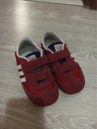 Orjinal adidas