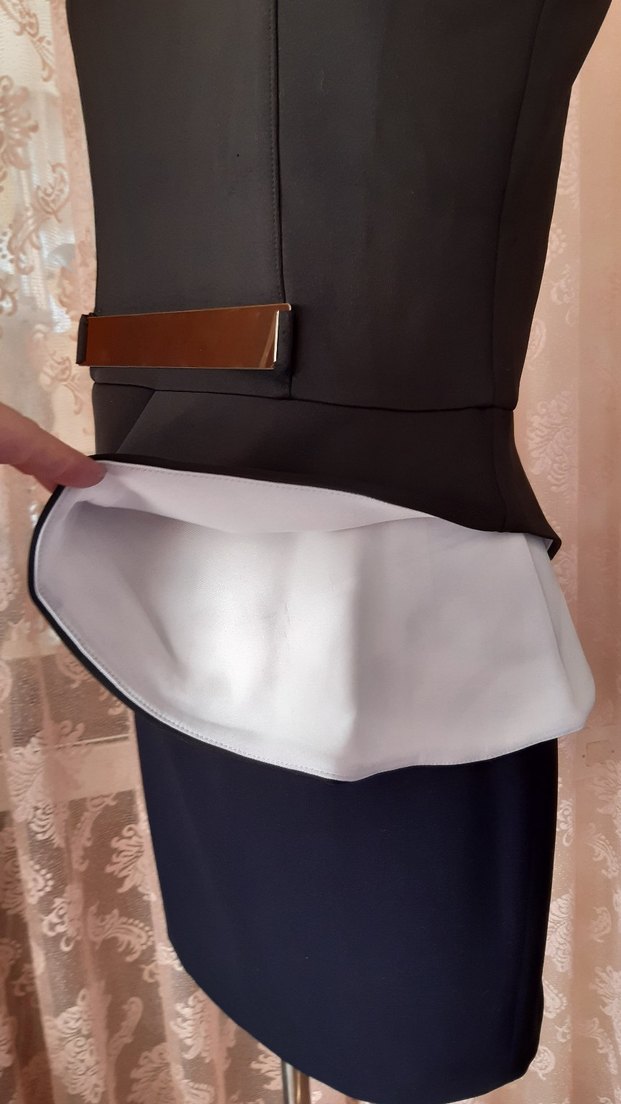 Etiketli siyah kalın likralı bluz - Görsel 3