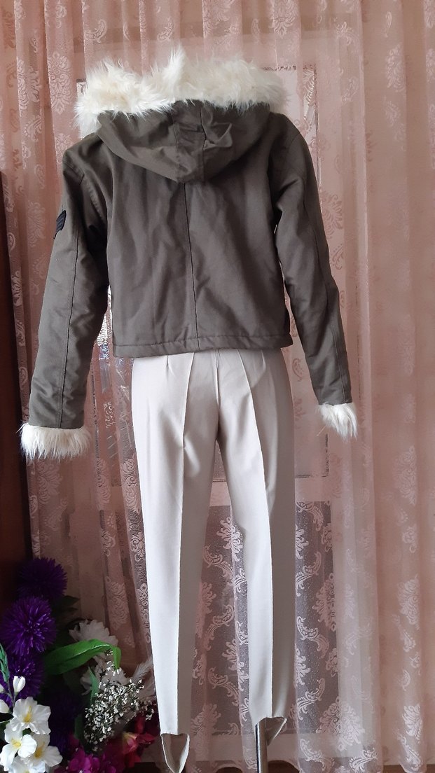 Haki Kapüşonlu Kürklü Mont - Görsel 5