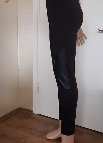 Giyilmemiş Siyah Tayt Dizleri Deri - Görsel 5
