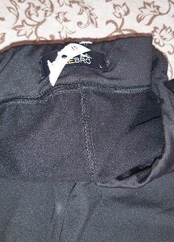 Giyilmemiş Siyah Tayt Dizleri Deri - Görsel 8