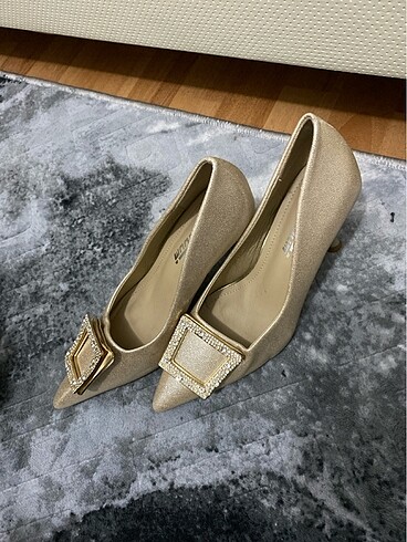 36 Beden Stiletto