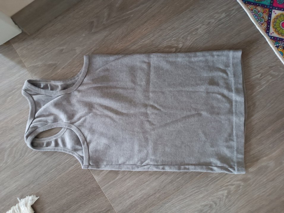 Gri Çocuk Atlet - Görsel 2