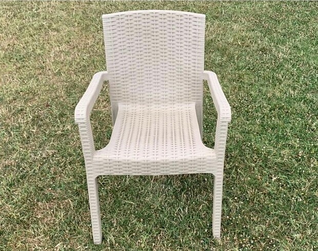 Beden ten rengi Renk Hasır Rattan Masa Takımı