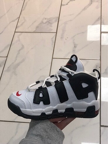 Uptempo air more