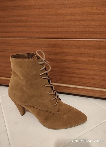40 Beden Bambi taba suet bot