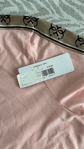 s Beden Guess tshirt