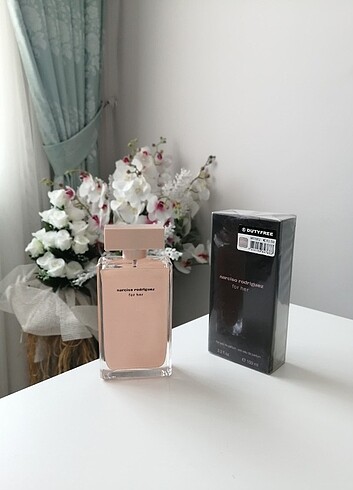 Narciso rodriguez for her