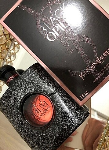 Yves saint laurent black opium