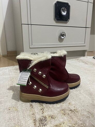 Zara Kız bebek bot