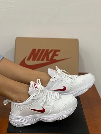 Nike kadın sneaker