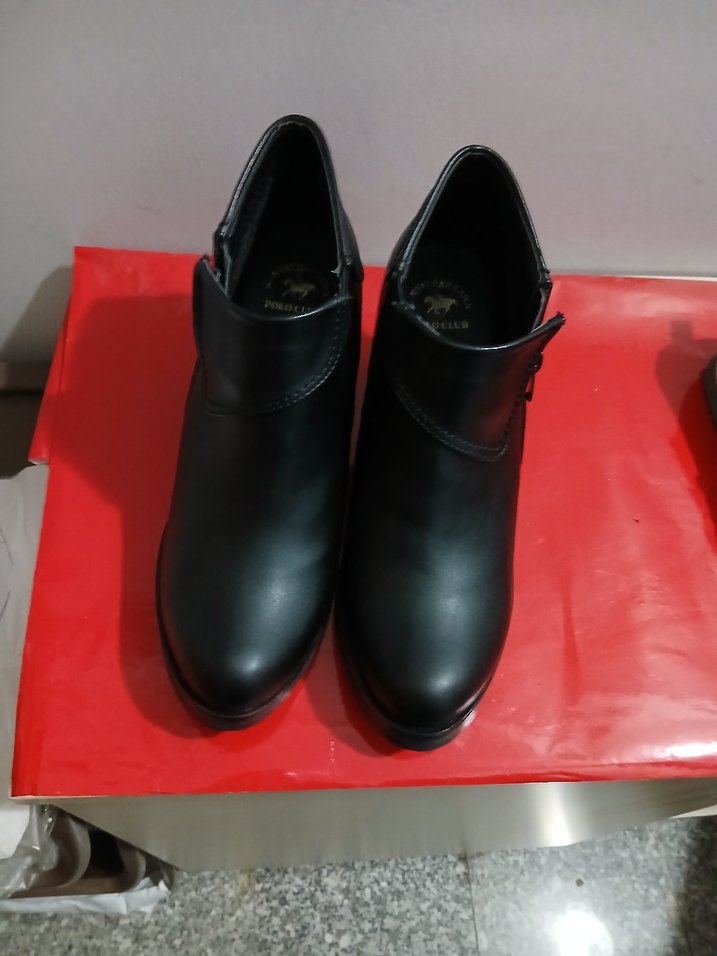 Siyah Topuklu Kadın Botları - Görsel 2