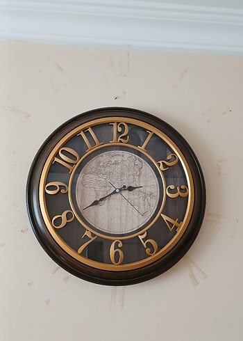 Kahverengi Dünya Haritalı Duvar Saati - Görsel 4