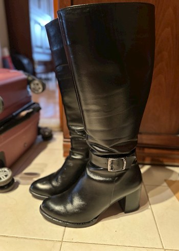 Siyah Deri Tokalı Dizüstü Kadın Çizme - Görsel 3