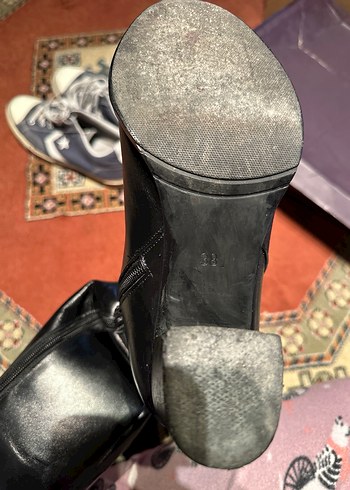 Siyah Deri Tokalı Dizüstü Kadın Çizme - Görsel 8