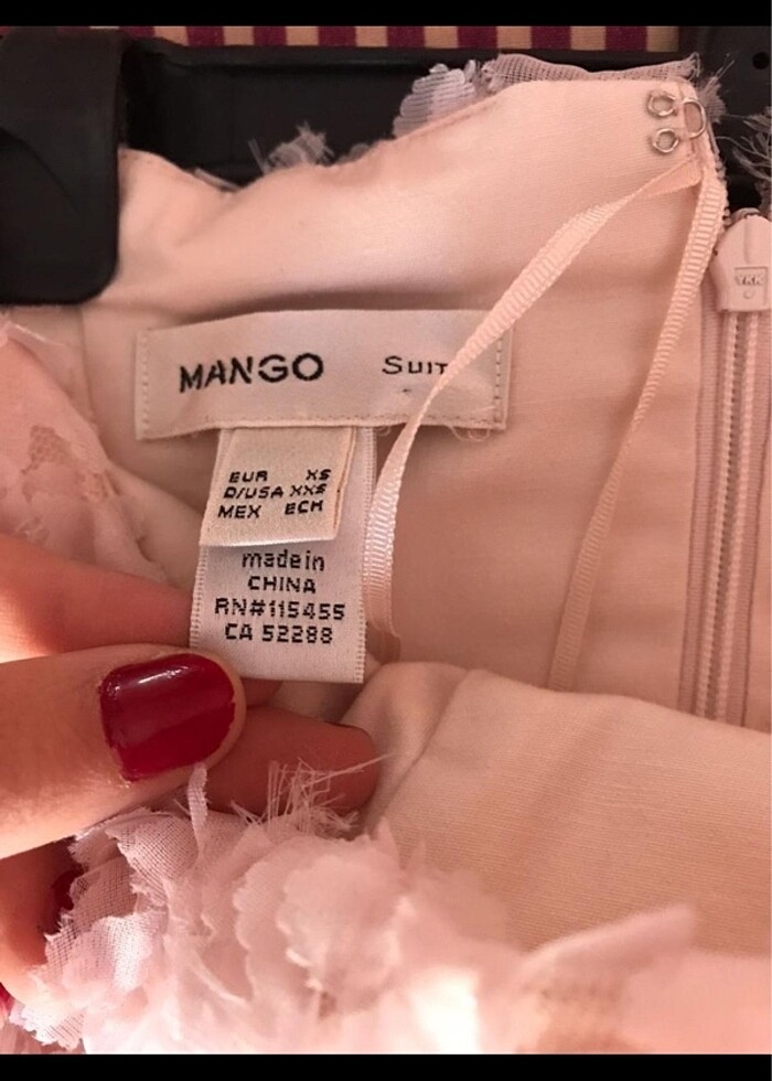 Sadece 1 kez kullanılmış 3 boyutlu çiçekli Mango mezuniyet elbis - Görsel 4