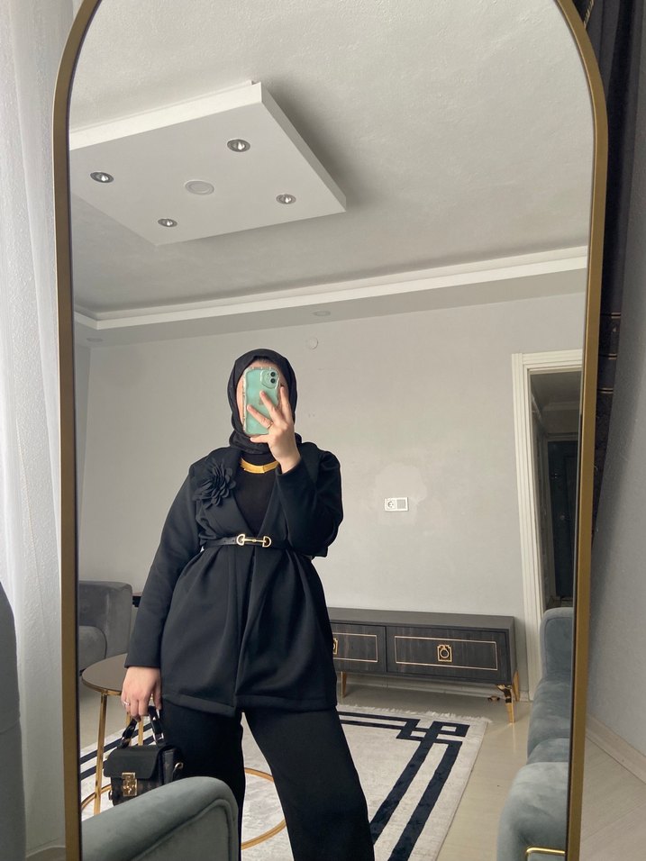 Siyah takım - Görsel 3