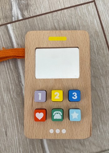 Ahşap Oyuncak Telefon