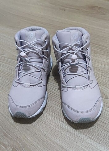 35 Beden pembe Renk New balance 35 numara bot