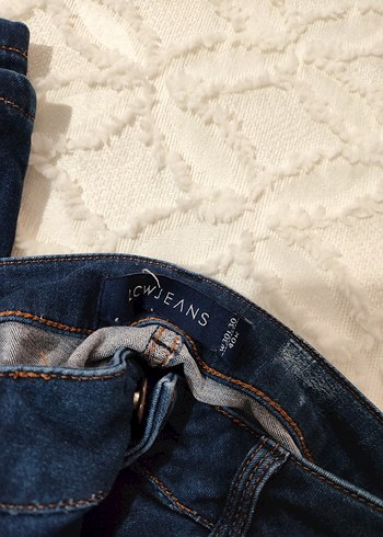 32 Beden lacivert Renk Düğmeli Lacivert Geniş Kesim Kadın Kot Pantolon