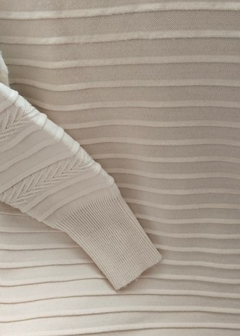 Düğmeli Beyaz Kadın Triko - Görsel 2