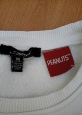 Beyaz Snoopy Baskılı Kadın Sweatshirt - Görsel 4