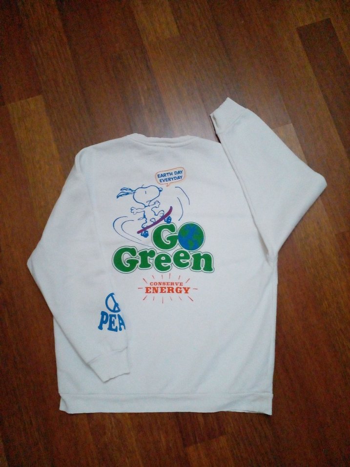 Beyaz Snoopy Baskılı Kadın Sweatshirt - Görsel 3