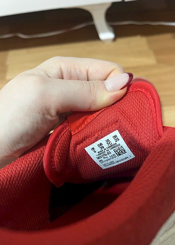39 Beden kırmızı Renk Puma Kadın Kırmızı Süet Spor Ayakkabı