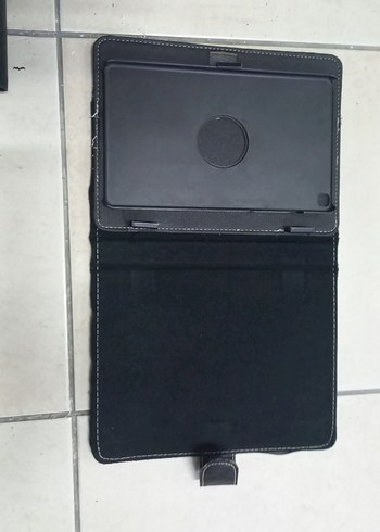 Siyah Minimalist tablet kilif - Görsel 3