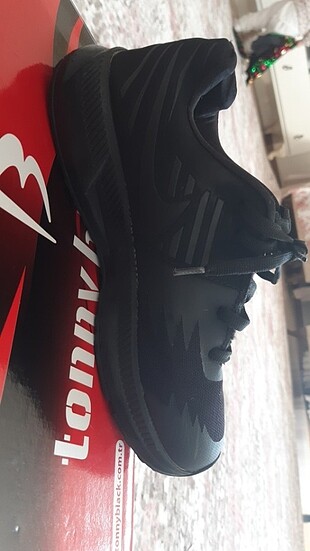 Nike 37 NUMARA ÇOK GÜZEL AYAKKABI