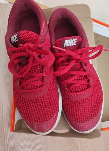 38 Beden Nıke spor ayakkabı